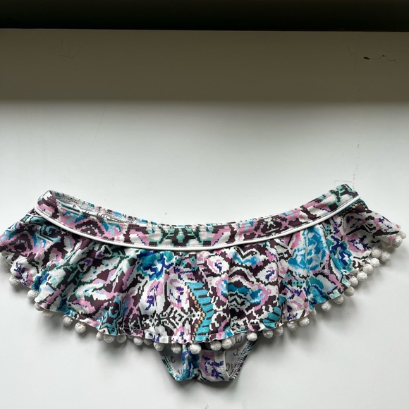 Tallow Patterned Bikini Set - Picture 3 of 4